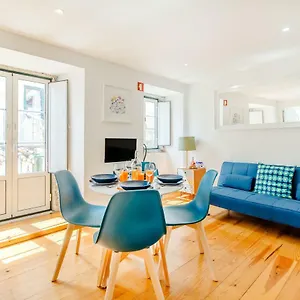 https://alfama-charming-apartment-lisbon.hotels-lisbon-portugal.com
